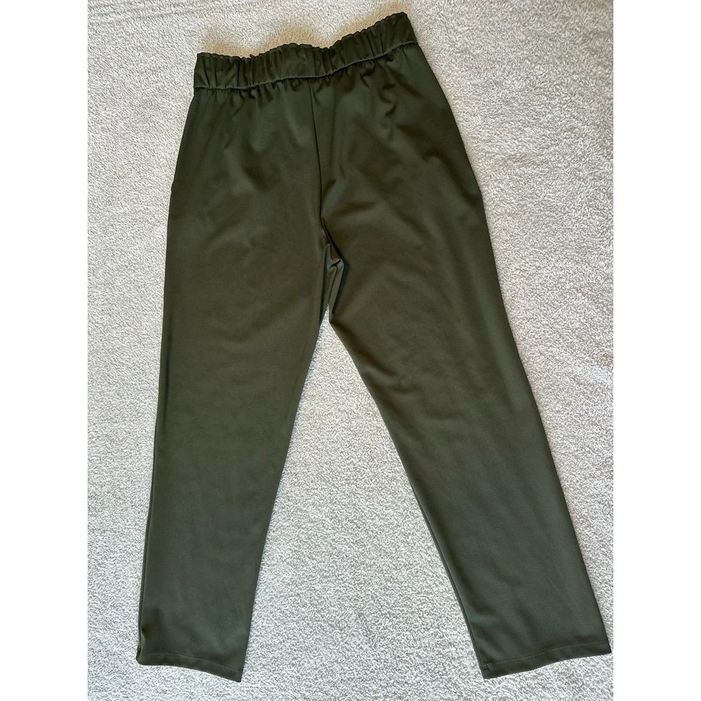 SALE - 3/$25 Hilary Radley Ladies' Dark‎ Olive Green Pockets Pull-On Pants Small